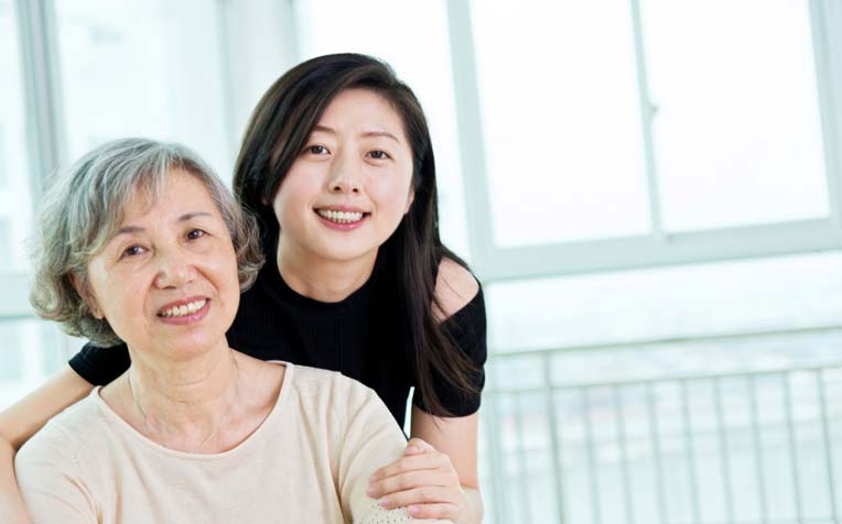 Caregiver Tips: How to Help Elderly People Keep to Multiple Daily Medication Regimens