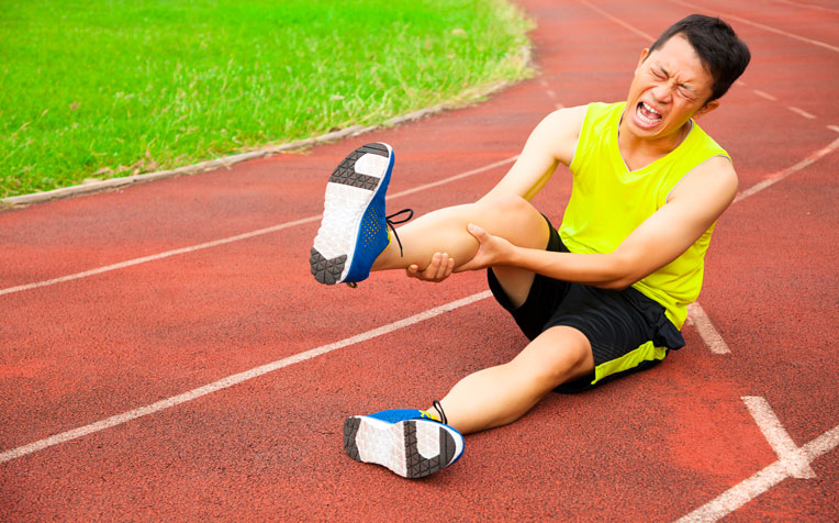 Sports Injuries: Risk, Prevention and Treatment - Doctor Q&A