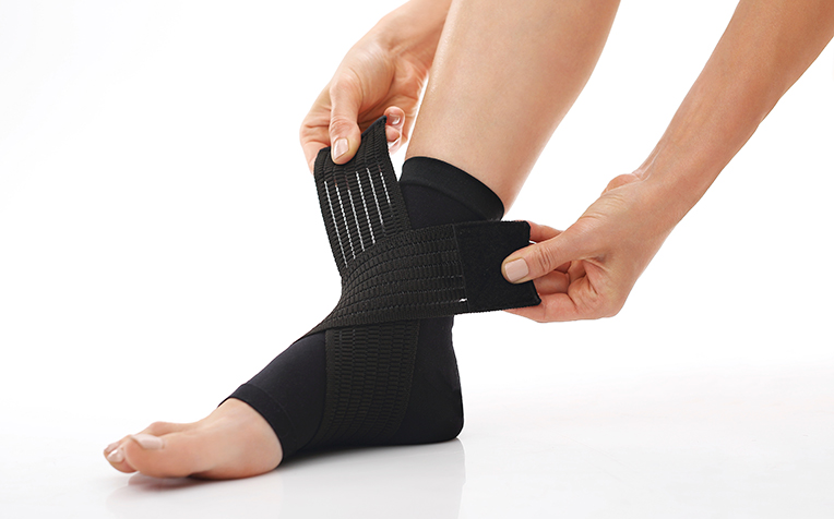 Knee and Ankle Braces: How Can They Help You - HealthhXchange