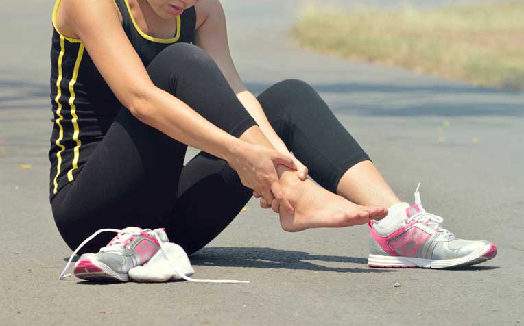 ​​​Rheumatoid Arthritis (RA): 4 Common Foot Issues