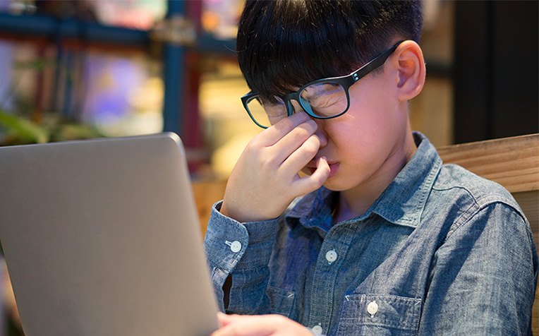 Children’s Eye Problems: Early Signs and What to Do