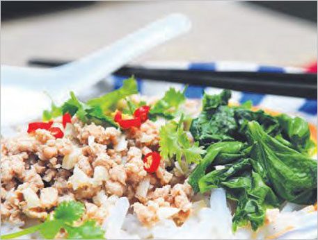 Bee Tai Mak With Minced Pork