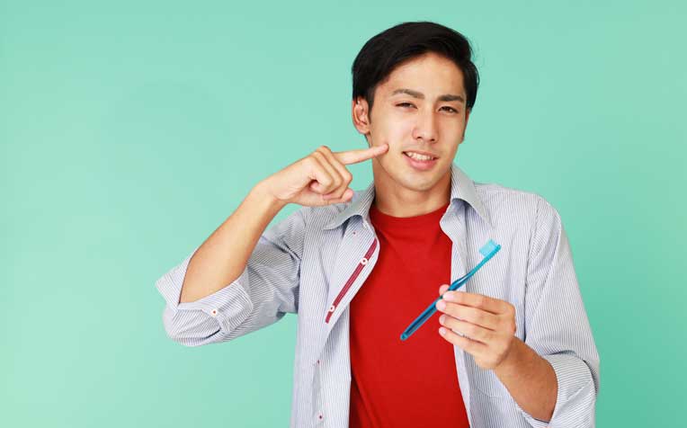 /sites/hexassets/Assets/head-neck/gum-disease-what-it-is-and-how-to-prevent-it.jpg