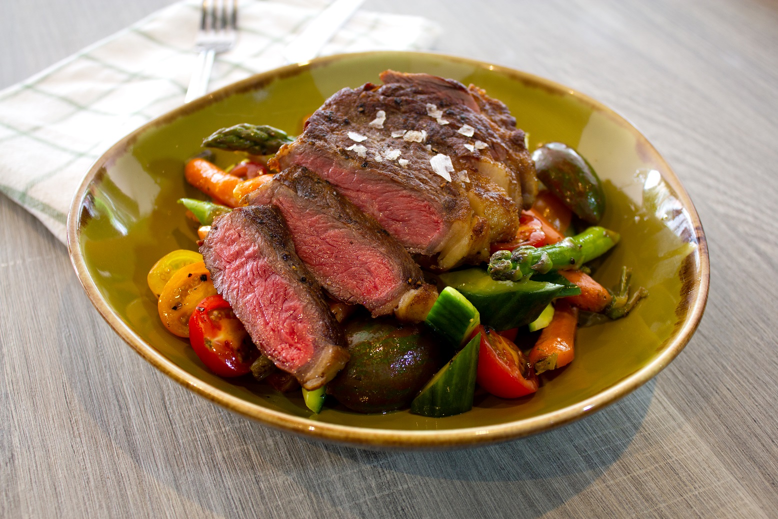 /sites/hexassets/Assets/recipes/beef-fillet-little-farms.jpg