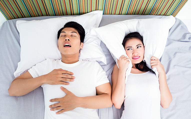  How to Stop Snoring Naturally 