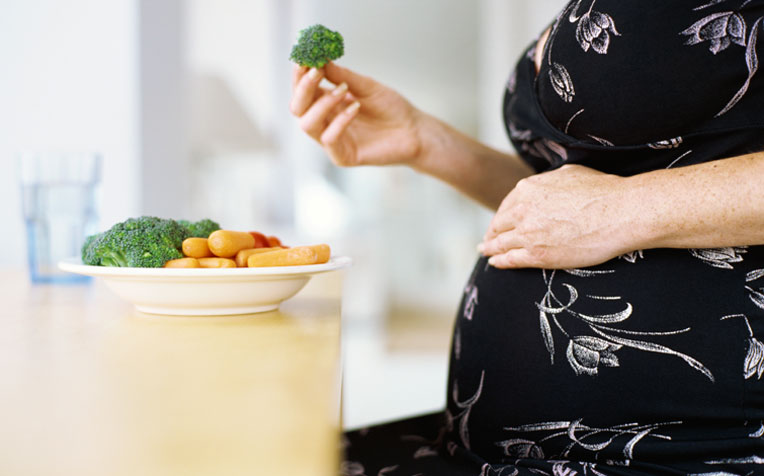 17 Pregnancy Food Myths Busted