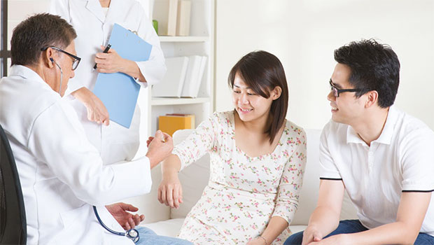 The Ministry of Health Singapore strongly recommends influenza and pertussis vaccination in pregnancy.