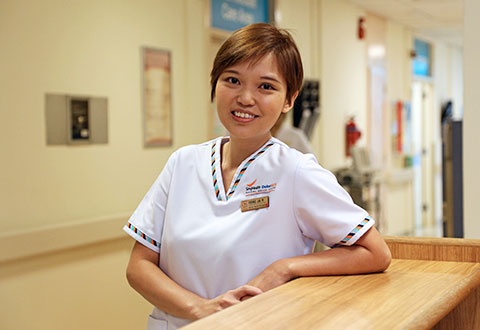SNM Foong Jia Yi wins Outstanding Nurse Award