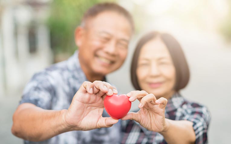 7 Ways to Have a Strong, Healthy Heart in Your Silver Years
