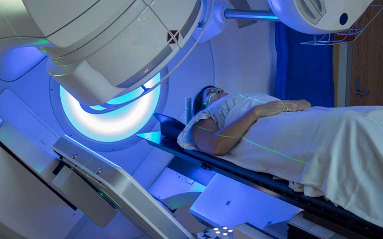 /sites/hexassets/Assets/cancer/iStock_105871445_MEDIUM-Breast-cancer-new-radiotherapy-treatment-new.jpg