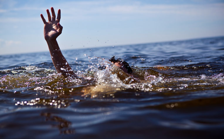 ​What To Do When Someone Is Drowning​