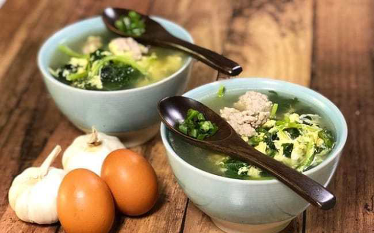 My Best Healthy Recipe - Easy Spinach Egg Drop Soup - Kum Soon