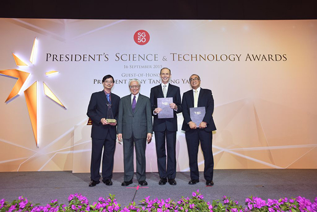 /sites/shcommonassets/Assets/News/researchers-on-asian-cancer-win-presidents-science-award.jpg
